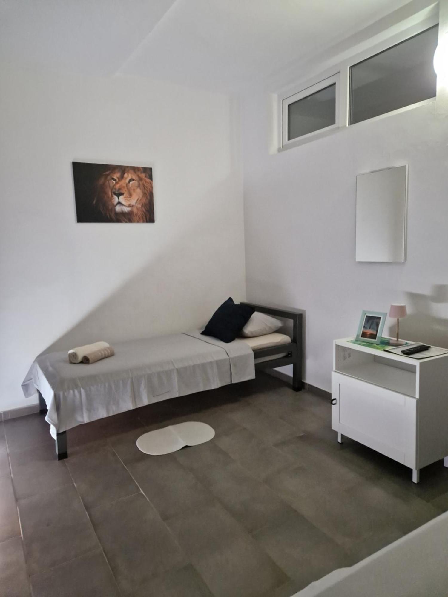 Aurelia Apartments, Vir Exterior photo